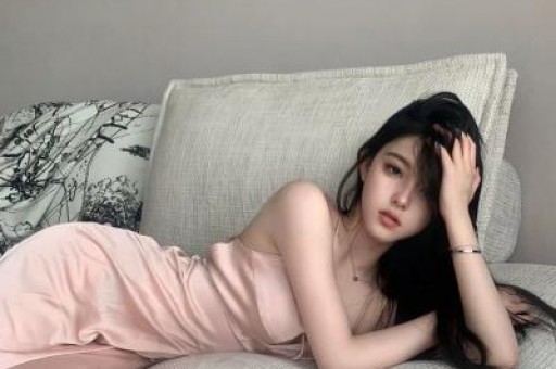一首歌骂遍了大半个娱乐圈全程不带一个脏字他究竟是何方神圣！